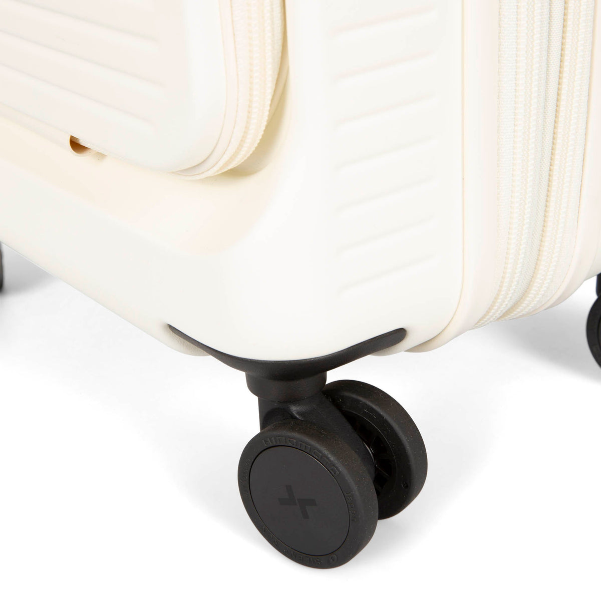 Westmount Hardside 20.5" Carry-On Luggage