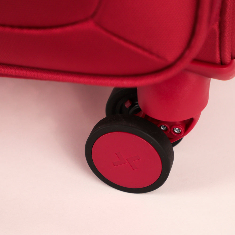Verona Softside 26.5" Luggage